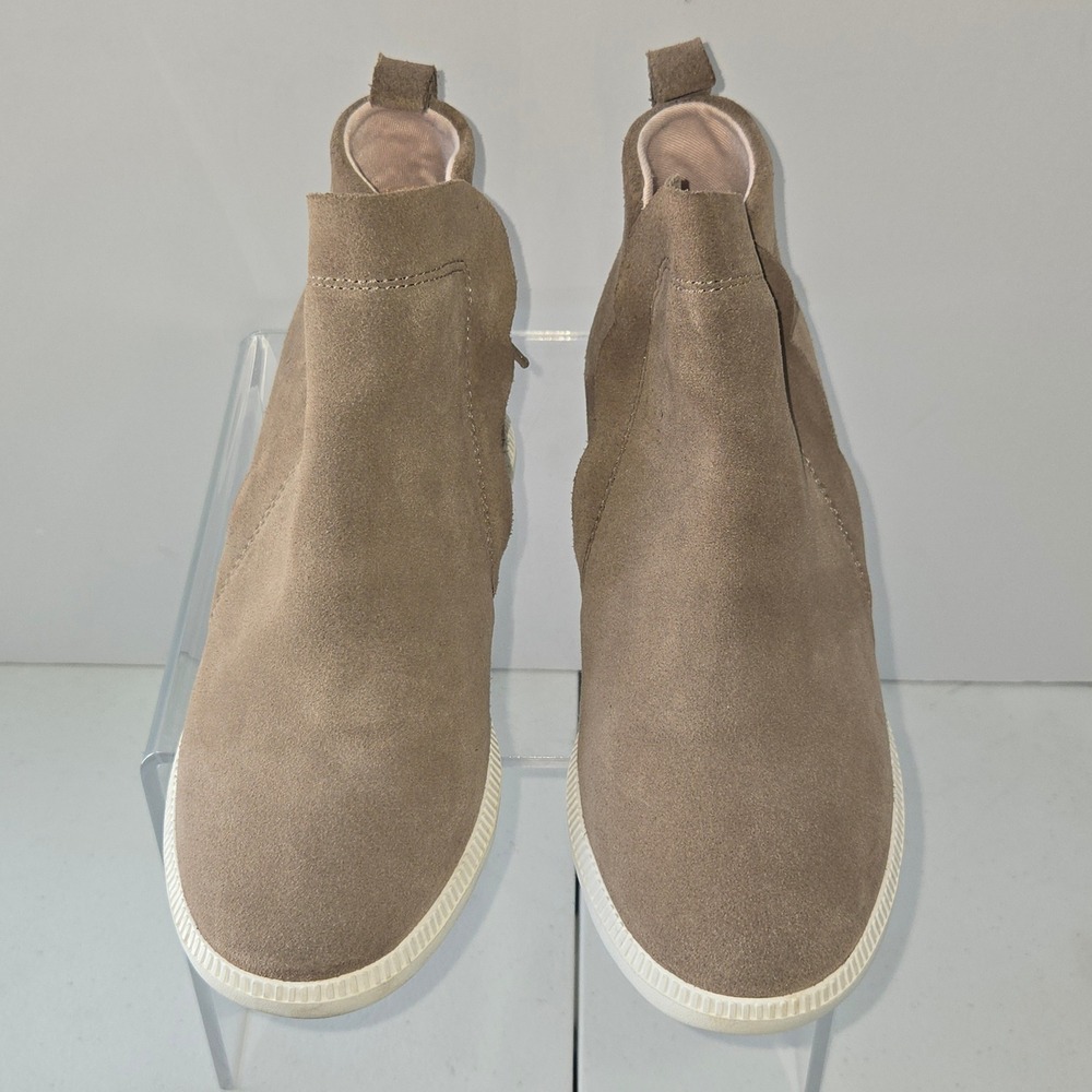 Kate Spade New York Wilkes Suede Wedge Sneakers Taupe Scalloped Booties Size 6B - Picture 2 of 9
